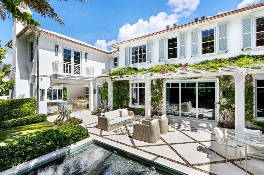 1540 S Ocean Boulevard Palm Beach, FL 33480