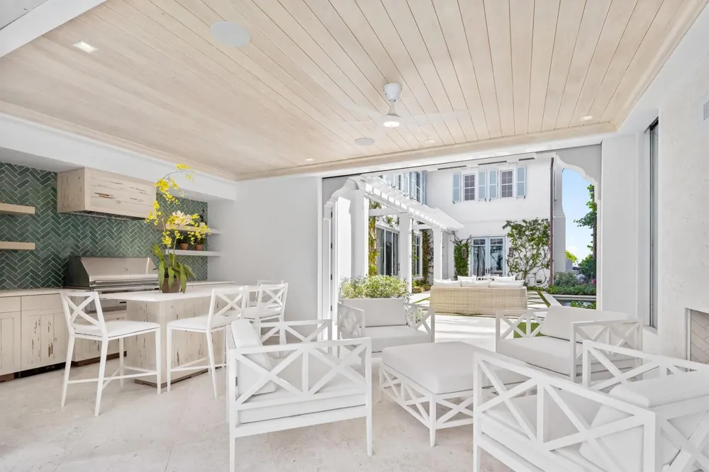 1540 S Ocean Boulevard Palm Beach, FL 33480