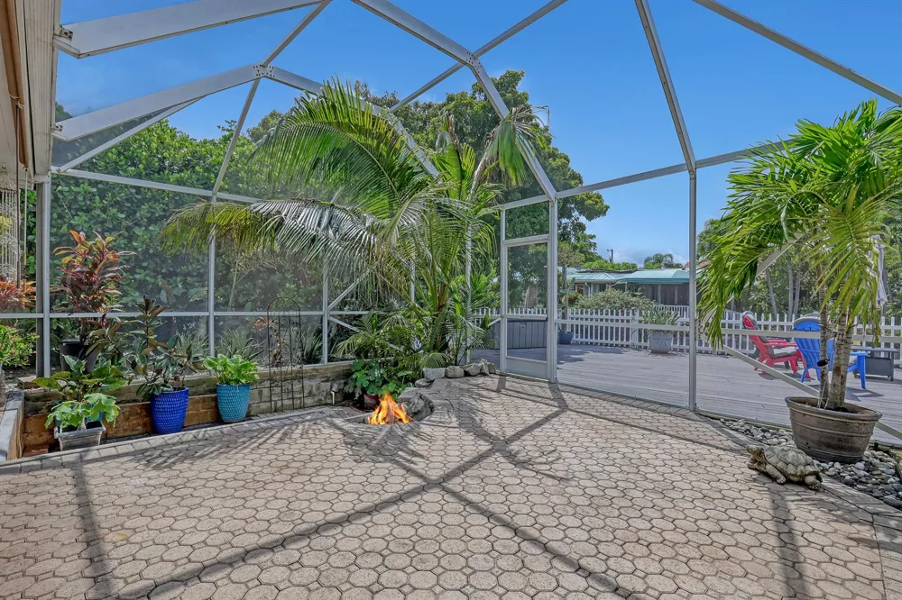 1707 E TERRACE DRIVE 