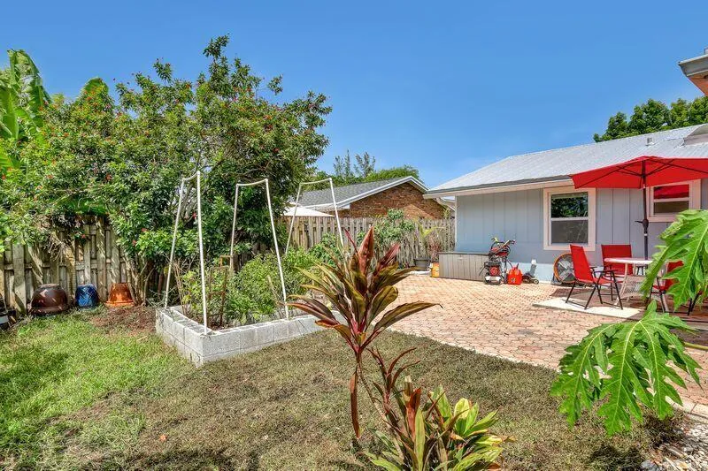 1707 E TERRACE DRIVE 
