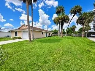 1573 SW Dycus Avenue Port St. Lucie, FL 34953