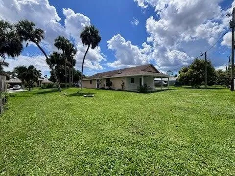 1573 SW Dycus Avenue Port St. Lucie, FL 34953