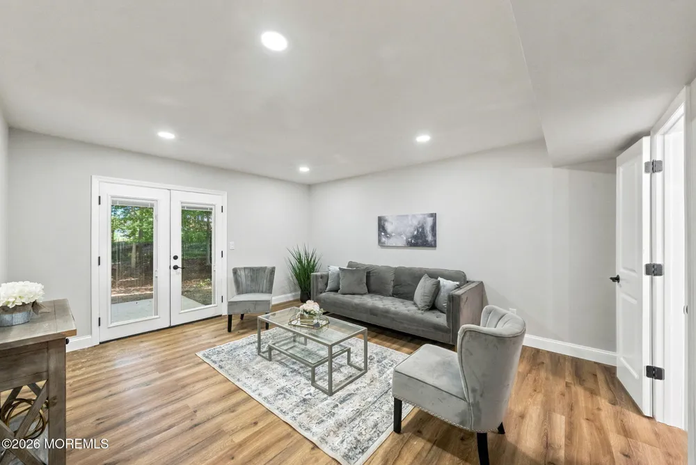 7 Mystic Cove Freehold, NJ 07728