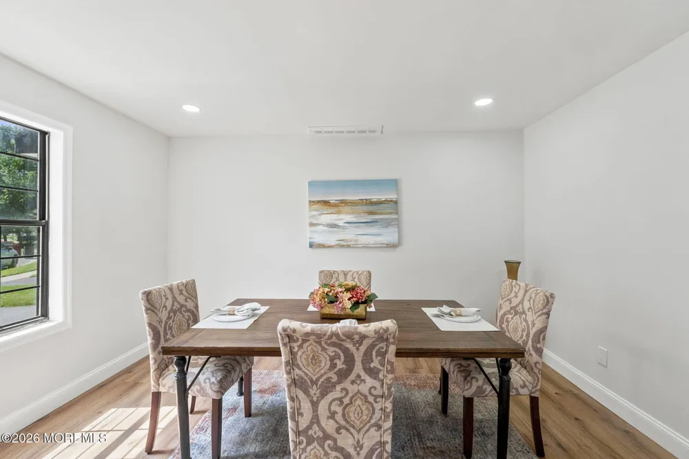 7 Mystic Cove Freehold, NJ 07728