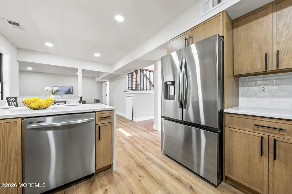 7 Mystic Cove Freehold, NJ 07728