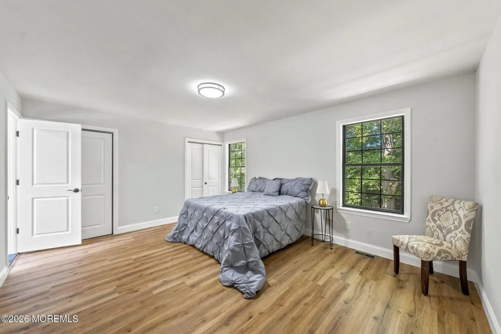 7 Mystic Cove Freehold, NJ 07728