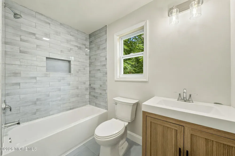 7 Mystic Cove Freehold, NJ 07728