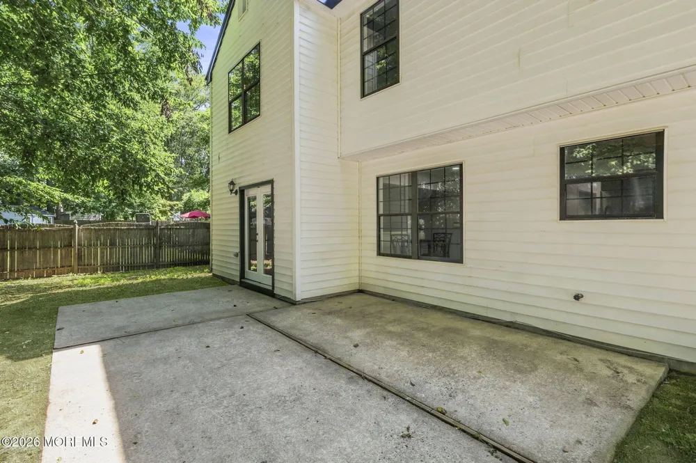 7 Mystic Cove Freehold, NJ 07728