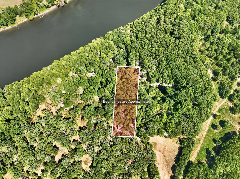 13063 E 403 ROAD Spavinaw, OK 74366
