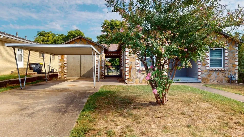 415 E Aquarium Place Jenks, OK 74037