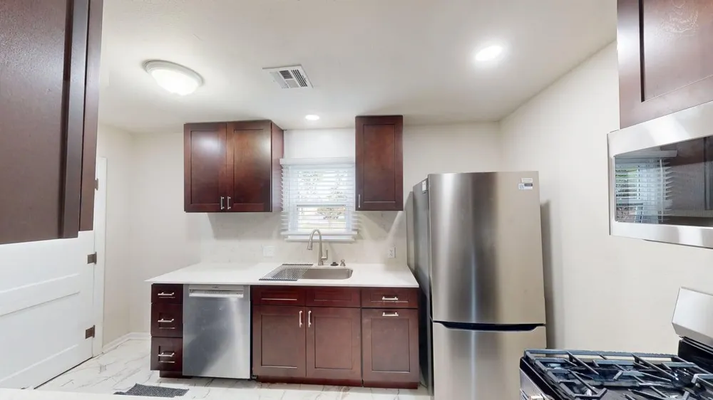 415 E Aquarium Place Jenks, OK 74037