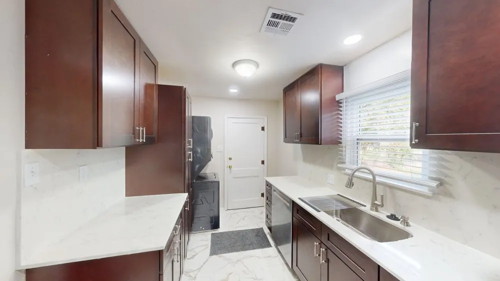 415 E Aquarium Place Jenks, OK 74037