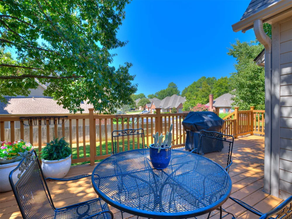 9402 S Vandalia Avenue Tulsa, OK 74137