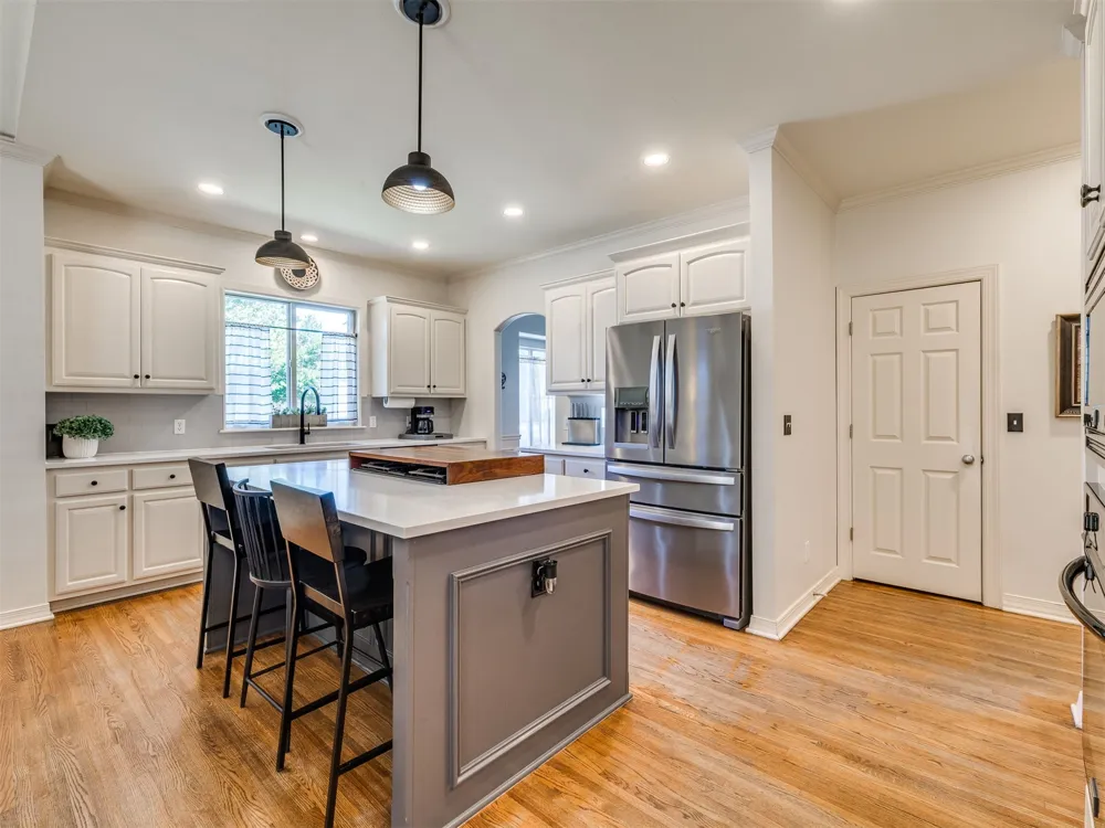 9402 S Vandalia Avenue Tulsa, OK 74137