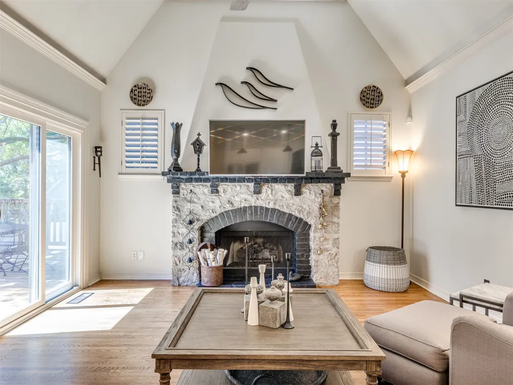 9402 S Vandalia Avenue Tulsa, OK 74137