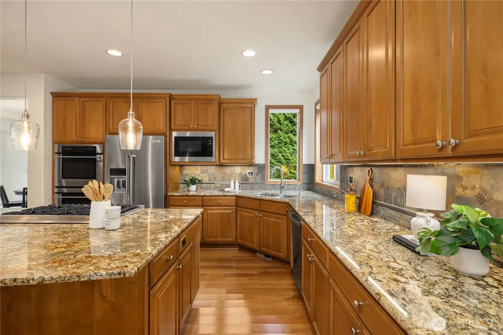2759 NW Pine Cone Place Issaquah, WA 98027