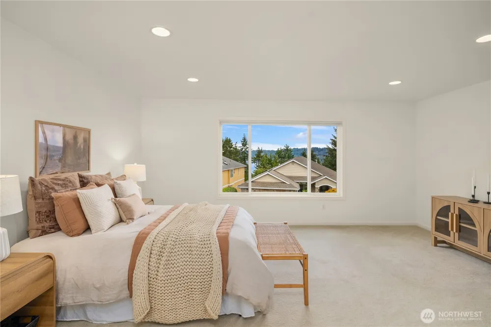 2759 NW Pine Cone Place Issaquah, WA 98027