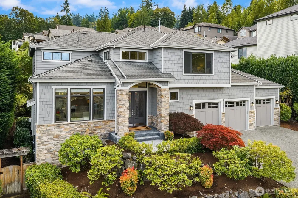 2759 NW Pine Cone Place Issaquah, WA 98027