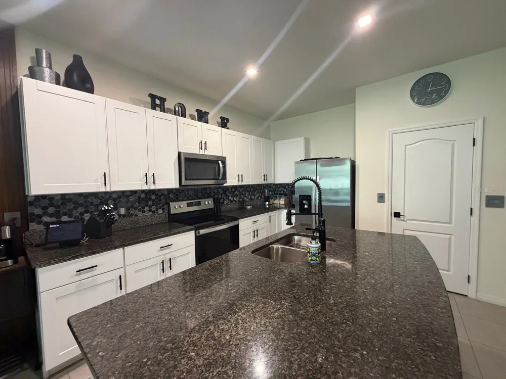 1346 ISLETA LOOP Kissimmee, FL 34741