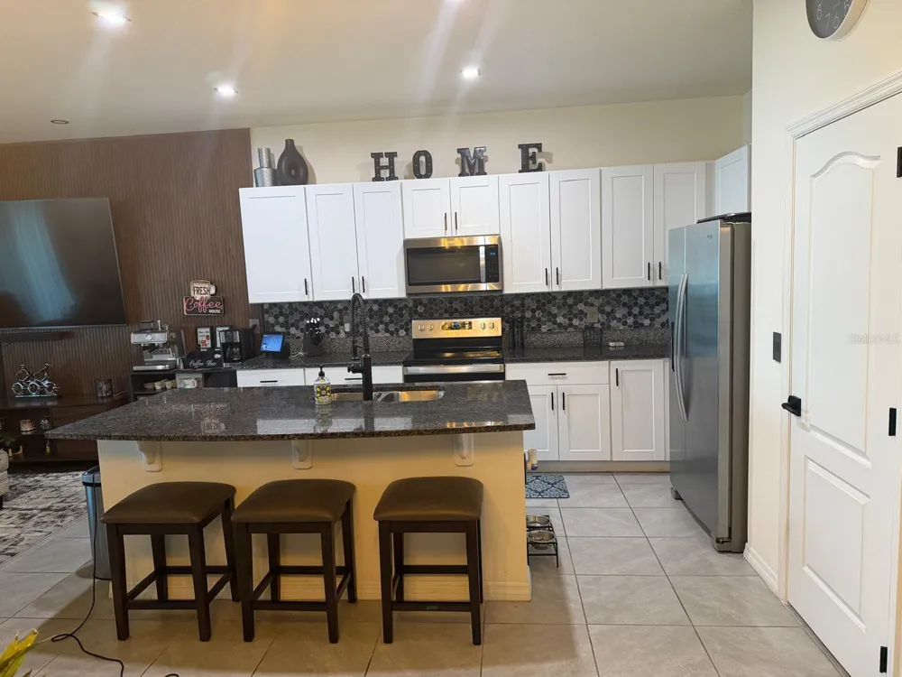 1346 ISLETA LOOP Kissimmee, FL 34741