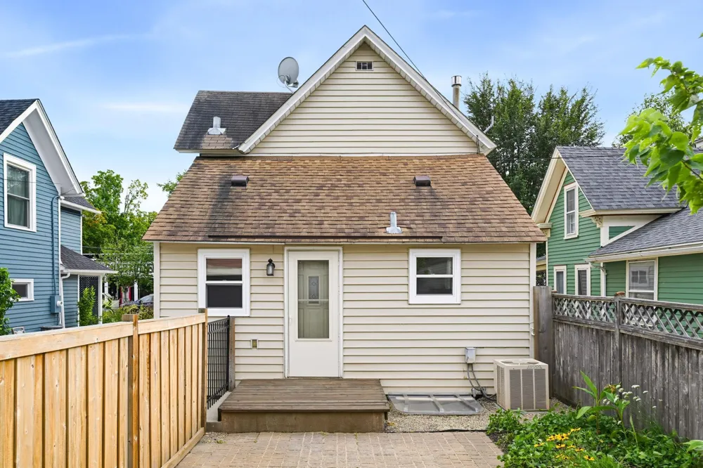 2924 E 25th Street Minneapolis, MN 55406