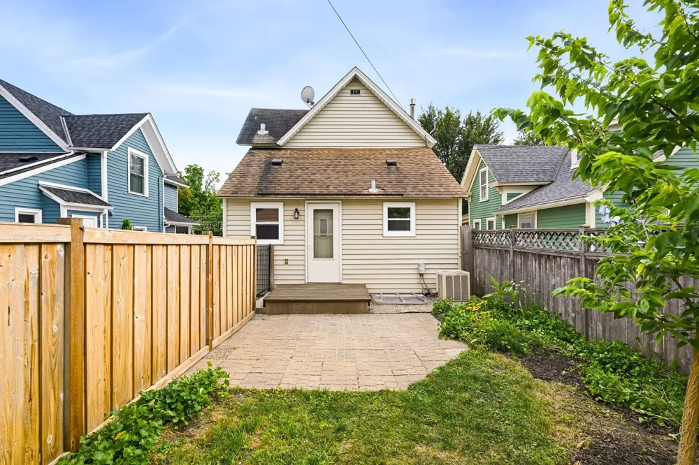 2924 E 25th Street Minneapolis, MN 55406