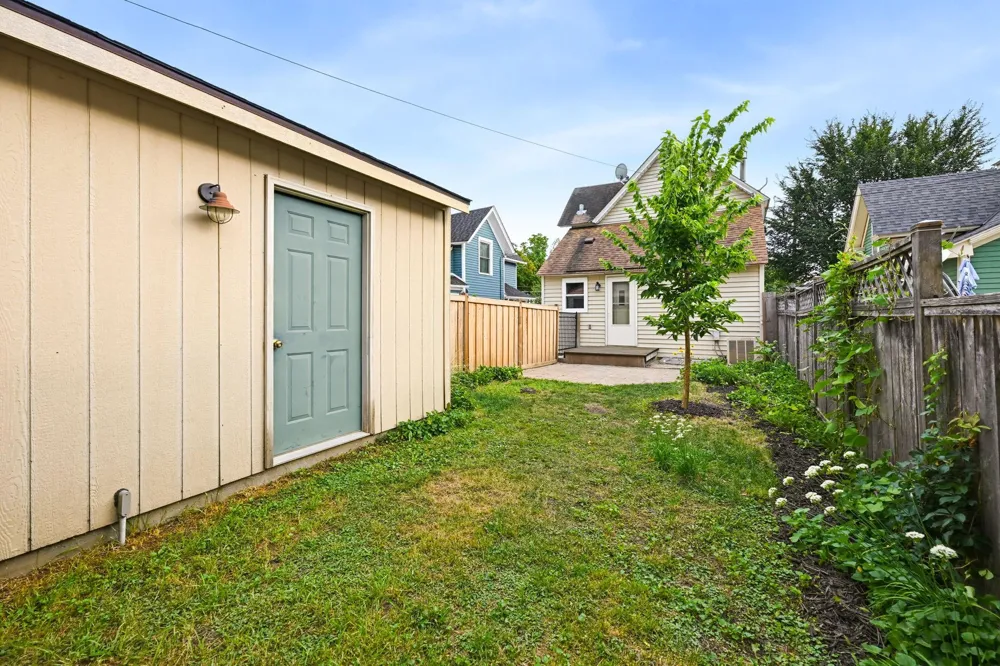 2924 E 25th Street Minneapolis, MN 55406
