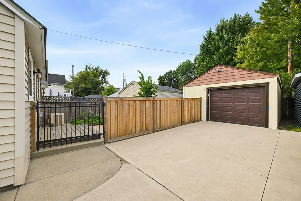 2924 E 25th Street Minneapolis, MN 55406
