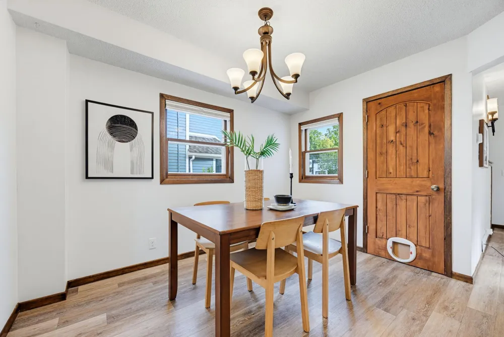 2924 E 25th Street Minneapolis, MN 55406