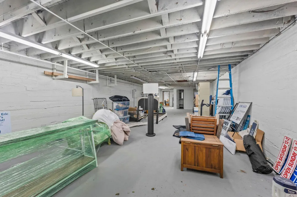 4251 Nicollet Avenue Minneapolis, MN 55409