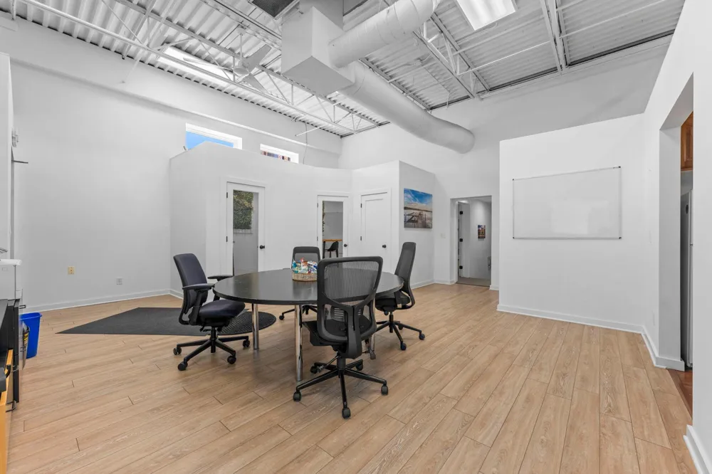 4251 Nicollet Avenue Minneapolis, MN 55409