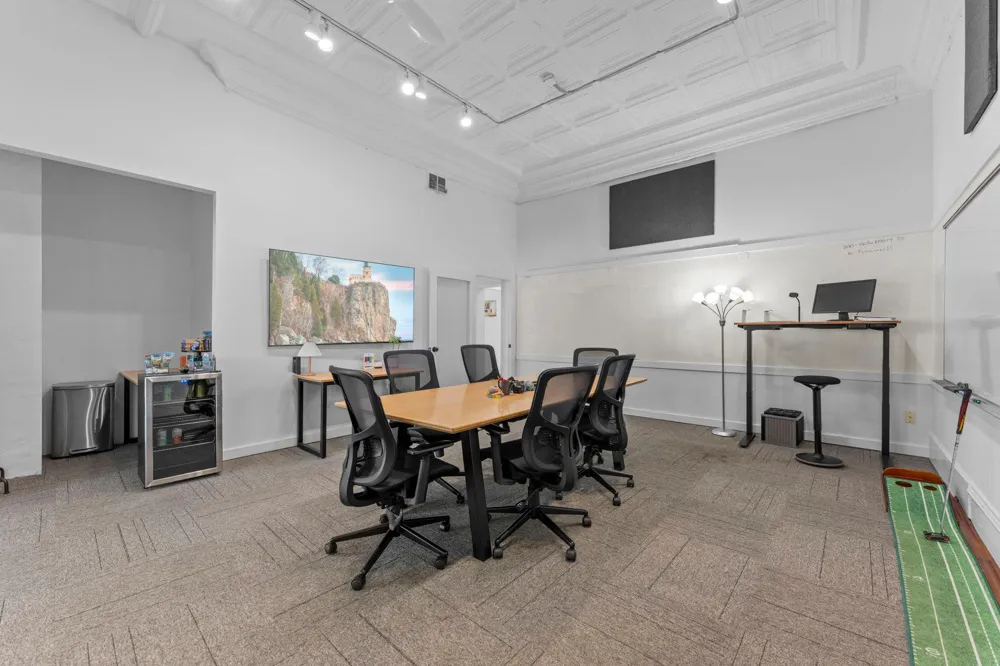 4251 Nicollet Avenue Minneapolis, MN 55409