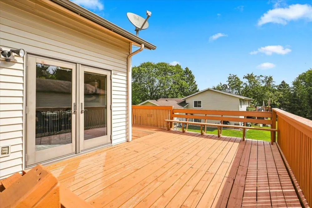 8006 Cooper Avenue Inver Grove Heights, MN 55076