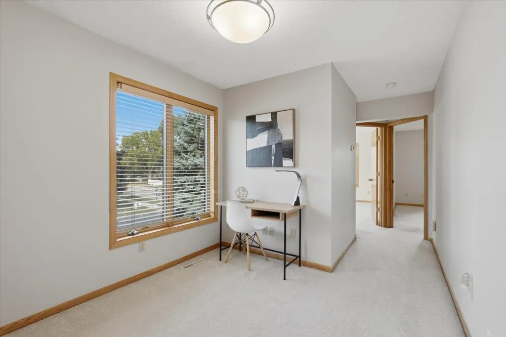 8006 Cooper Avenue Inver Grove Heights, MN 55076