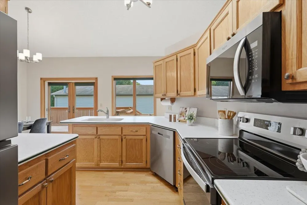 8006 Cooper Avenue Inver Grove Heights, MN 55076
