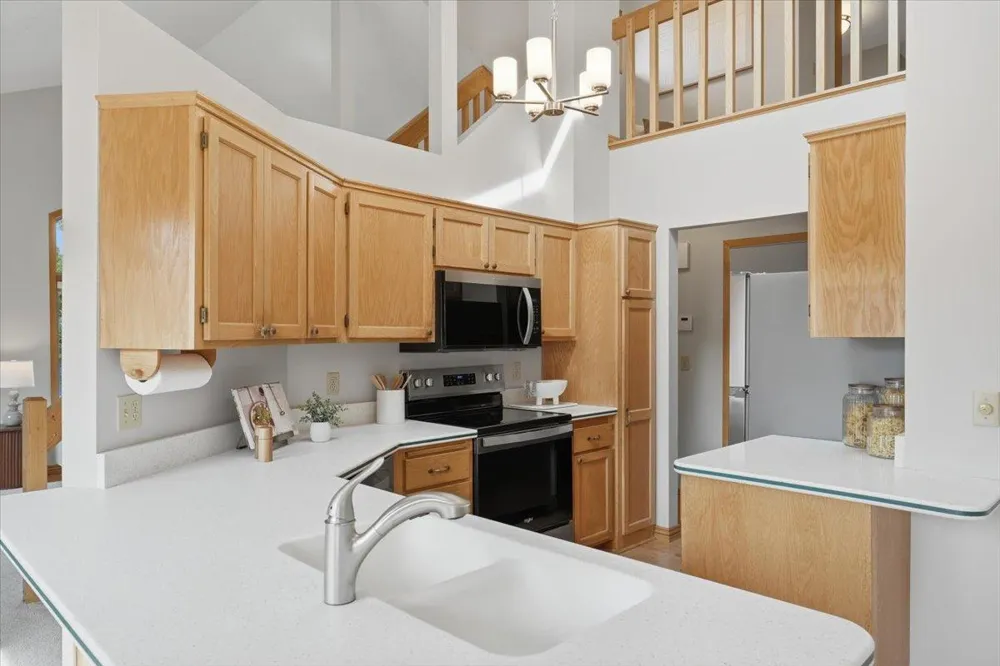 8006 Cooper Avenue Inver Grove Heights, MN 55076