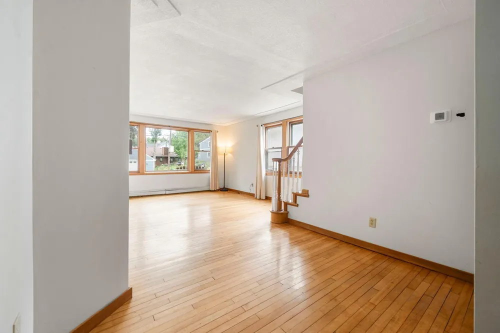 62 Juniper Street Mahtomedi, MN 55115