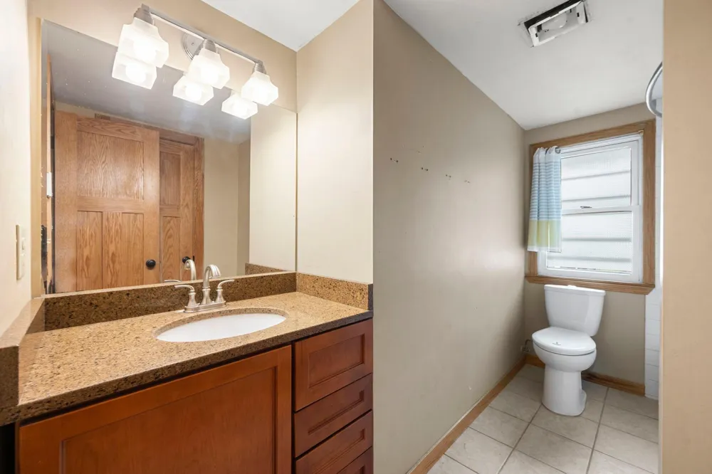 62 Juniper Street Mahtomedi, MN 55115