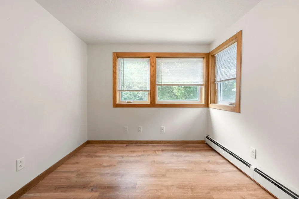 62 Juniper Street Mahtomedi, MN 55115