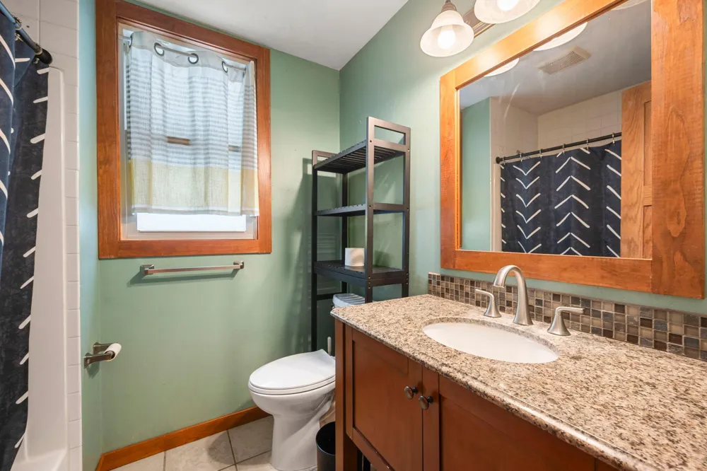 62 Juniper Street Mahtomedi, MN 55115