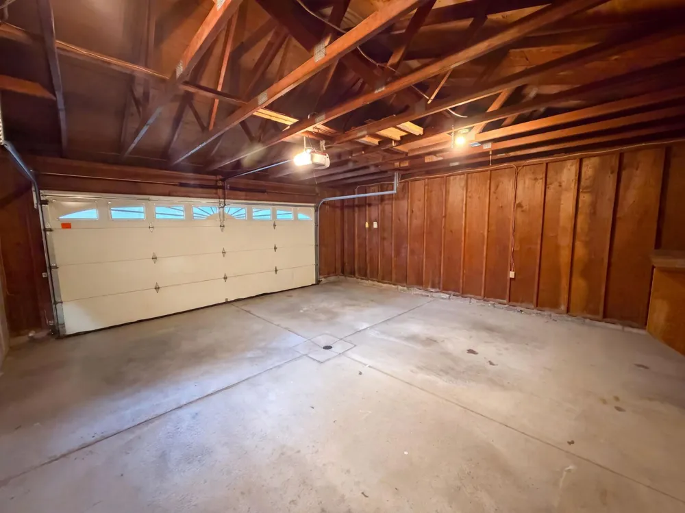 1896 Richal Drive Woodbury, MN 55125