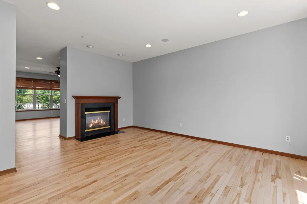 16217 50th Avenue Plymouth, MN 55446
