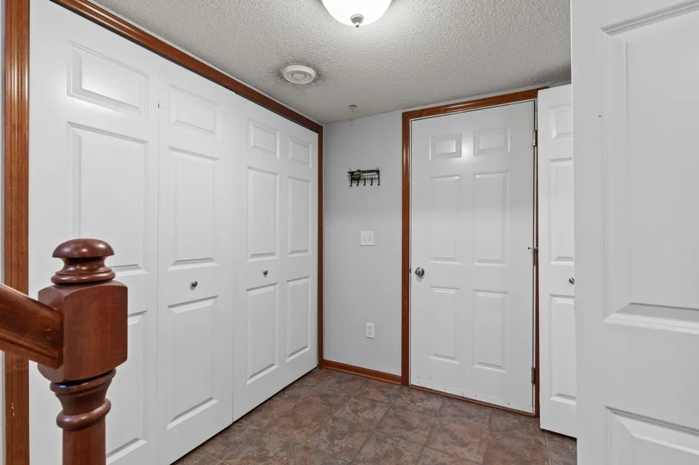 16217 50th Avenue Plymouth, MN 55446