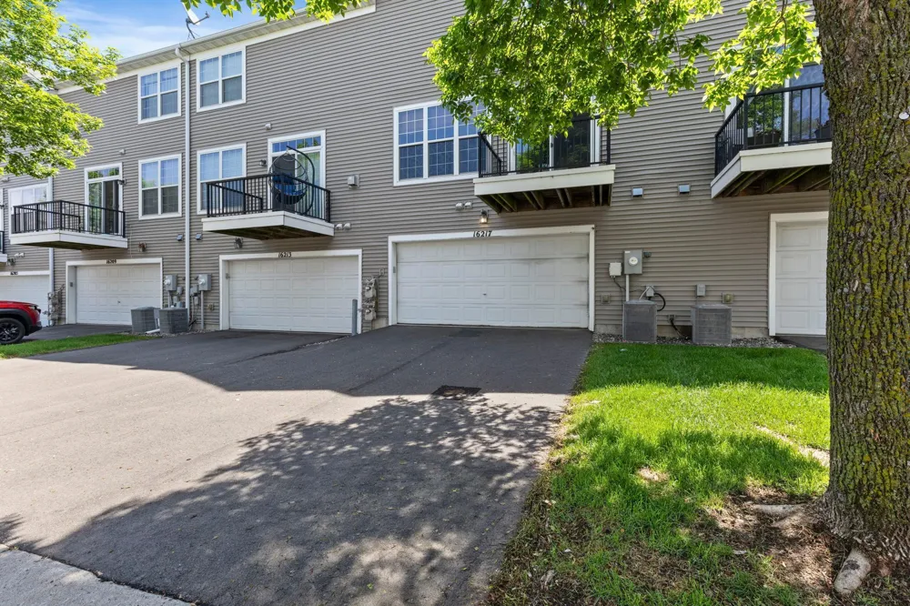 16217 50th Avenue Plymouth, MN 55446