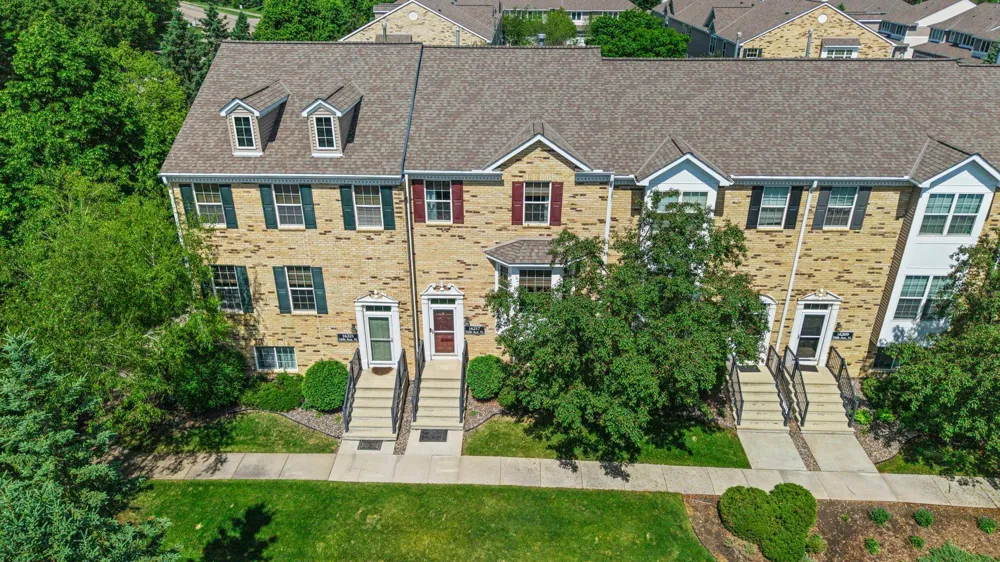 16217 50th Avenue Plymouth, MN 55446