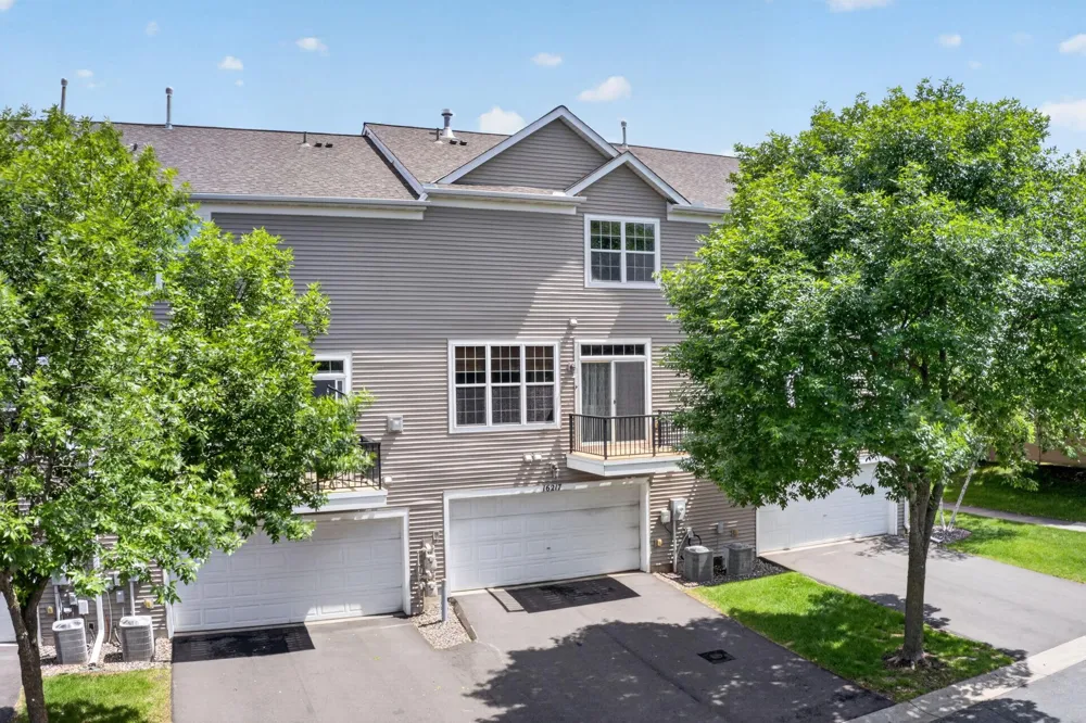 16217 50th Avenue Plymouth, MN 55446