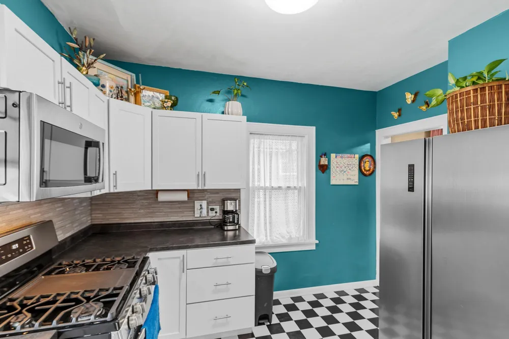 3230 Colfax Avenue Minneapolis, MN 55412