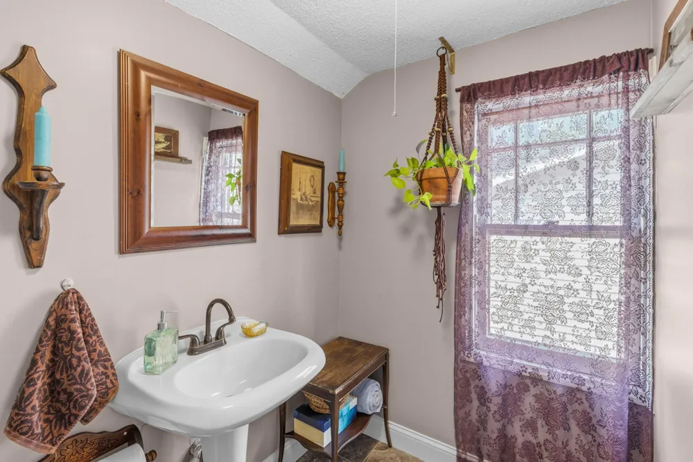 3230 Colfax Avenue Minneapolis, MN 55412