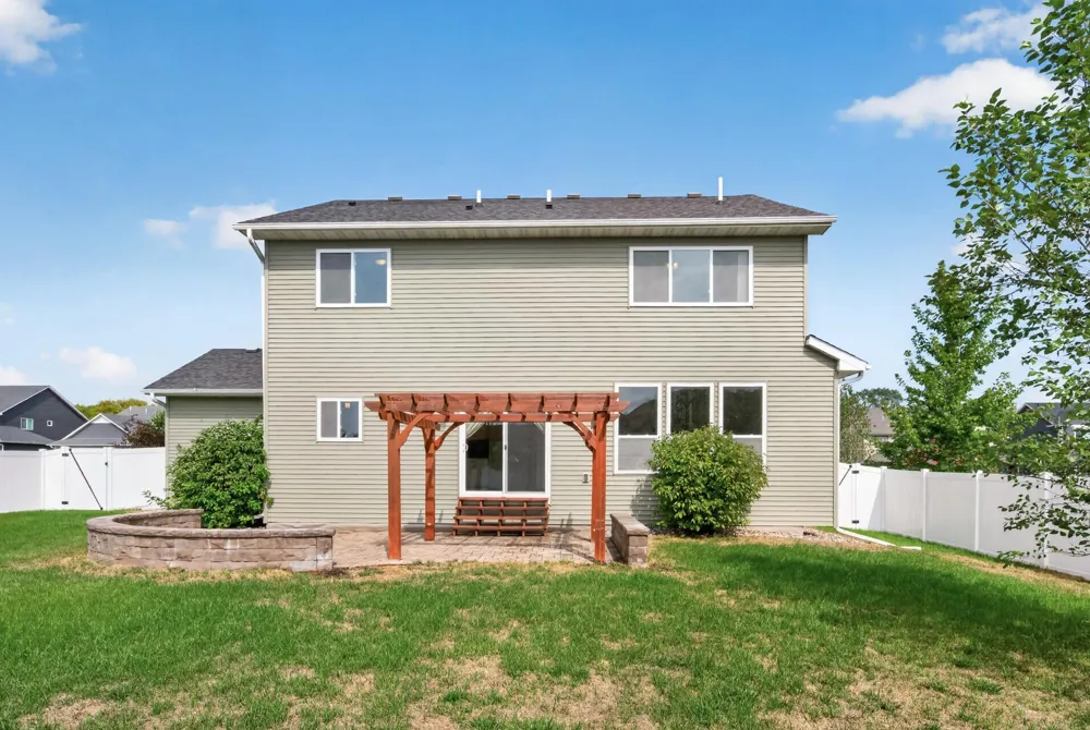 13959 Ashford Path Rosemount, MN 55068