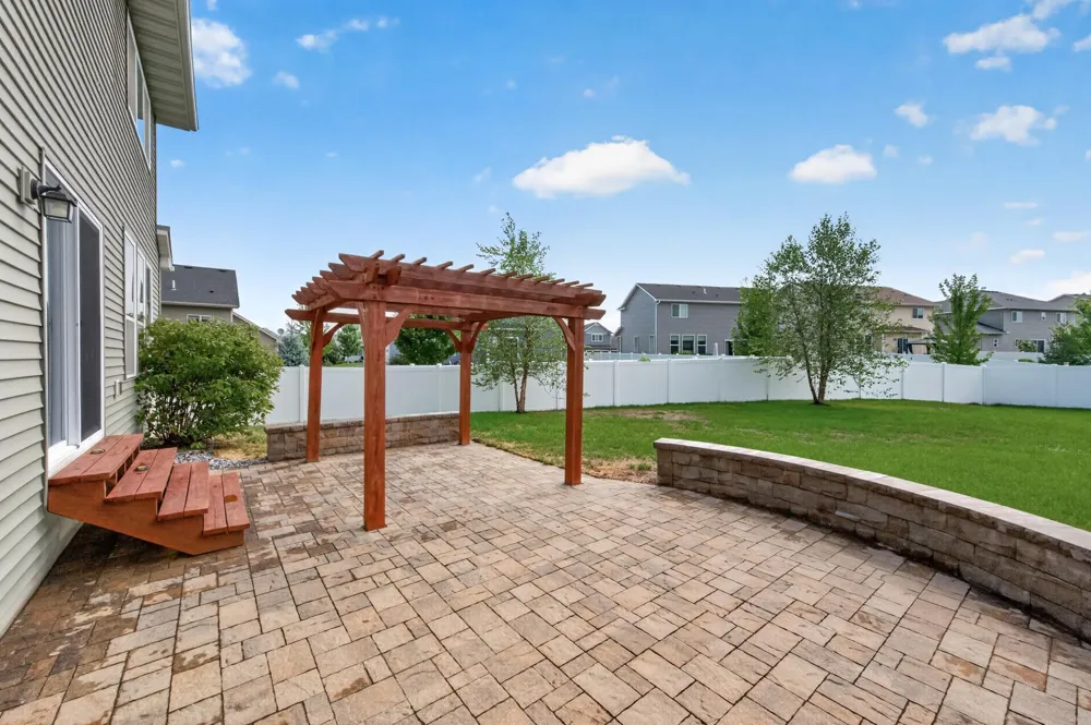 13959 Ashford Path Rosemount, MN 55068